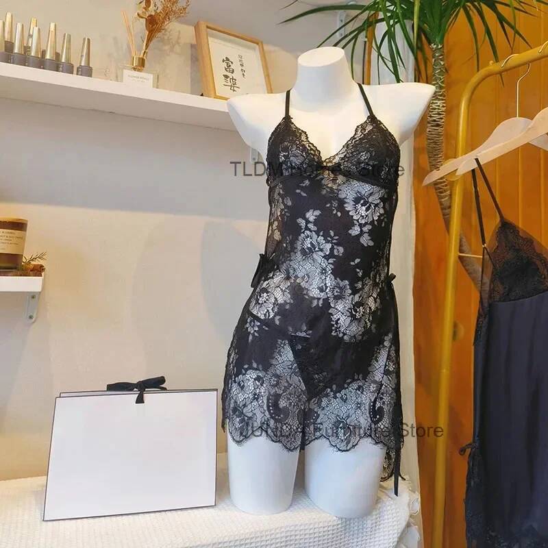 Manichini per biancheria intim - Baby Clothing Stores recensione e prezzo